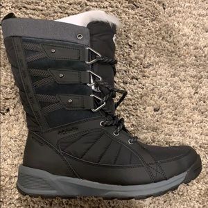 NEW!!Columbia winter boots